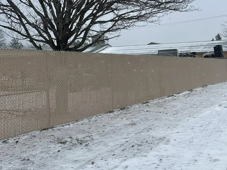 Oneonta, New York commercial fencing company